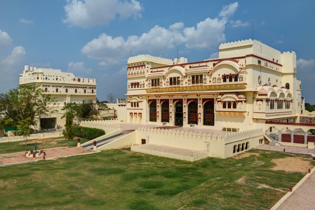 Amritara Surajgarh Fort Kültér fotó